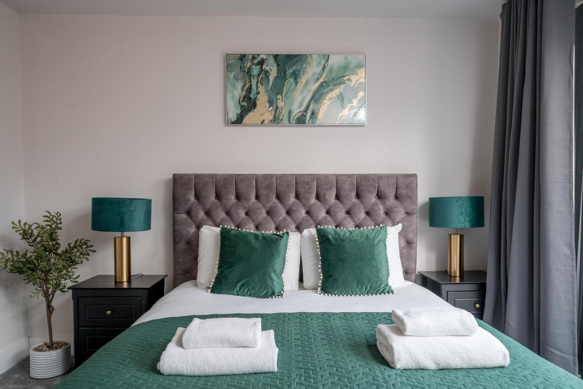 Boutique Lux London Apartments-Free Parking Totteridge Εξωτερικό φωτογραφία